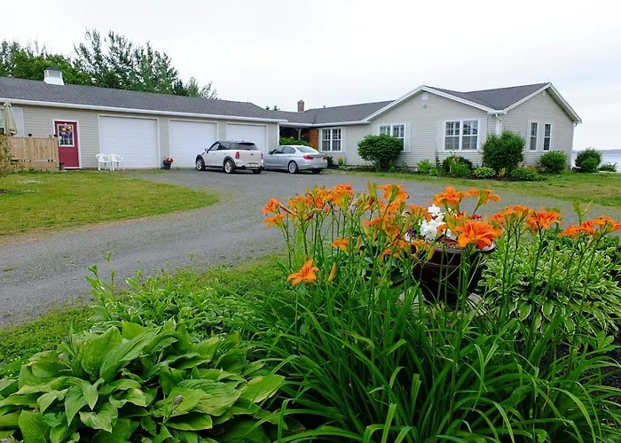 Bluewaters Retreat Bachelor Unit