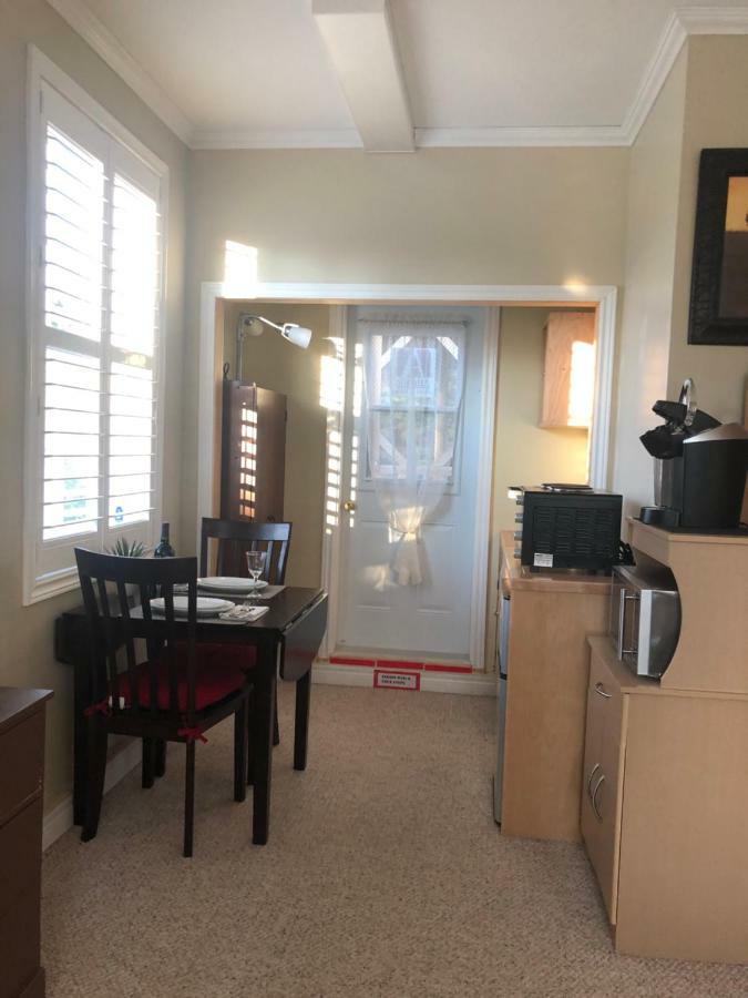 Holiday home Bluewaters Retreat Bachelor Unit Vernon Bridge